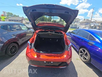 2019 Toyota Corolla Hatchback XSE - miniatura 14