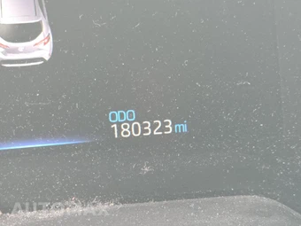 2019 Toyota Corolla Hatchback XSE – miniatura 12