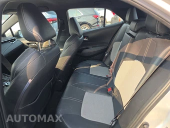 2019 Toyota Corolla Hatchback XSE – miniatura 13