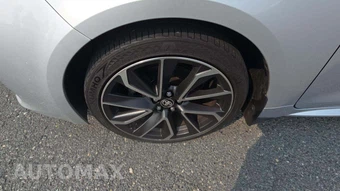2019 Toyota Corolla Hatchback XSE – miniatura 30
