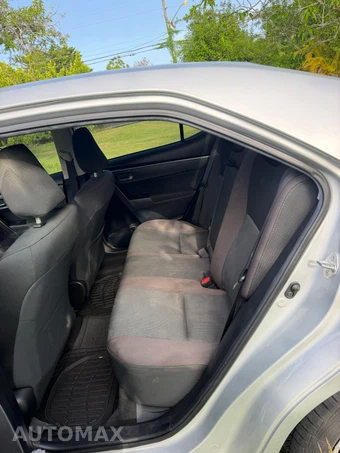2019 Toyota Corolla LE Sedan - miniatura 8