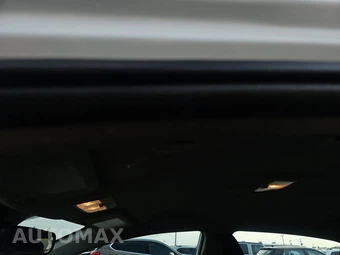 2019 Toyota Corolla LE Sedan – miniatura 17