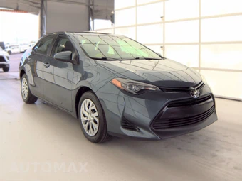 2019 Toyota Corolla LE Sedan – miniatura 3
