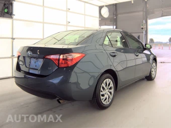 2019 Toyota Corolla LE Sedan – miniatura 4