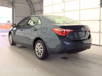 2019 Toyota Corolla LE Sedan – miniatura 6