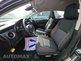 2019 Toyota Corolla LE Sedan – miniatura 7