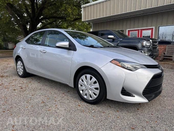 2019 Toyota Corolla LE Sedan