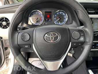 2019 Toyota Corolla LE Sedan - miniatura 11