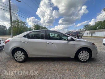 2019 Toyota Corolla LE Sedan - miniatura 2