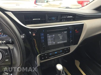 2019 Toyota Corolla LE Sedan - miniatura 11