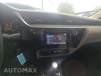 2019 Toyota Corolla LE Sedan – miniatura 10