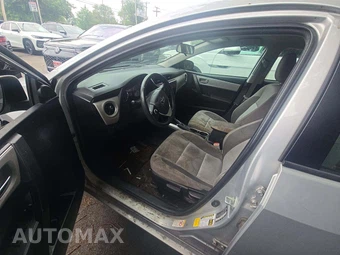 2019 Toyota Corolla LE Sedan – miniatura 6