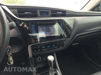 2019 Toyota Corolla LE Sedan - miniatura 10