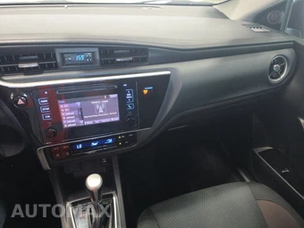 2019 Toyota Corolla LE Sedan – miniatura 11