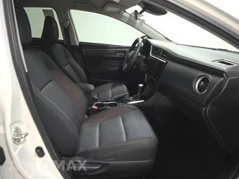 2019 Toyota Corolla LE Sedan – miniatura 8