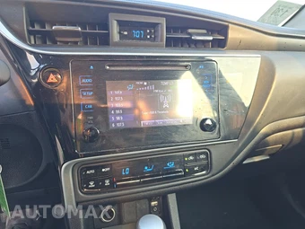 2019 Toyota Corolla LE Sedan – miniatura 11