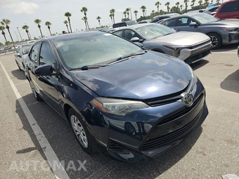 2019 Toyota Corolla LE Sedan - miniatura 3