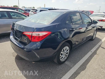 2019 Toyota Corolla LE Sedan - miniatura 4