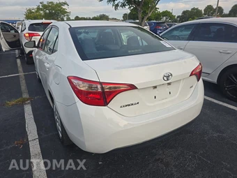 2019 Toyota Corolla LE Sedan - miniatura 6