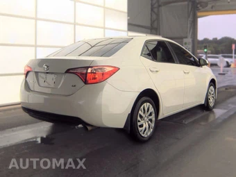 2019 Toyota Corolla LE Sedan - miniatura 4