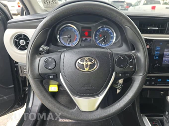 2019 Toyota Corolla LE Sedan - miniatura 10