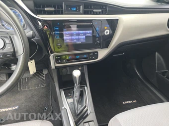 2019 Toyota Corolla LE Sedan - miniatura 11