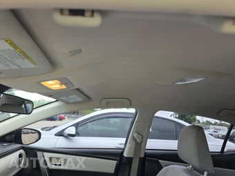 2019 Toyota Corolla LE Sedan - miniatura 17