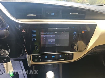 2019 Toyota Corolla LE Sedan - miniatura 11
