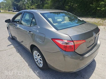 2019 Toyota Corolla LE Sedan - miniatura 6