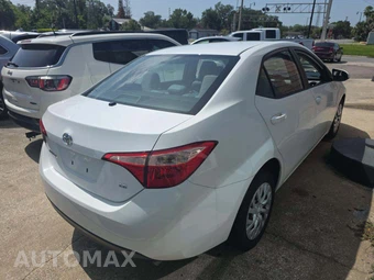 2019 Toyota Corolla LE Sedan - miniatura 3