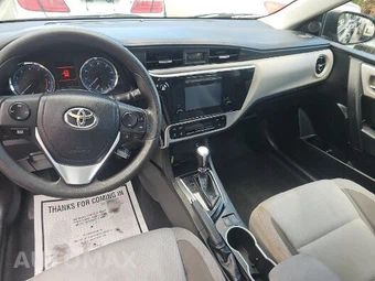 2019 Toyota Corolla LE Sedan - miniatura 11