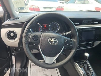 2019 Toyota Corolla LE Sedan - miniatura 12