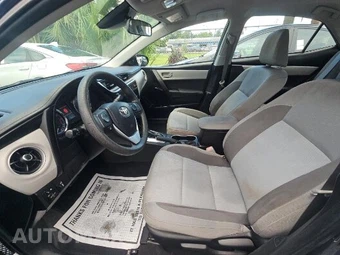 2019 Toyota Corolla LE Sedan - miniatura 7
