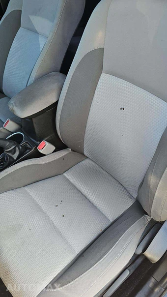 2019 Toyota Corolla LE Sedan - miniatura 30