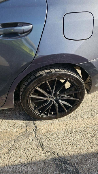 2019 Toyota Corolla LE Sedan - miniatura 33
