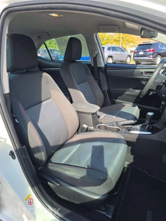 2019 Toyota Corolla LE Sedan - miniatura 18