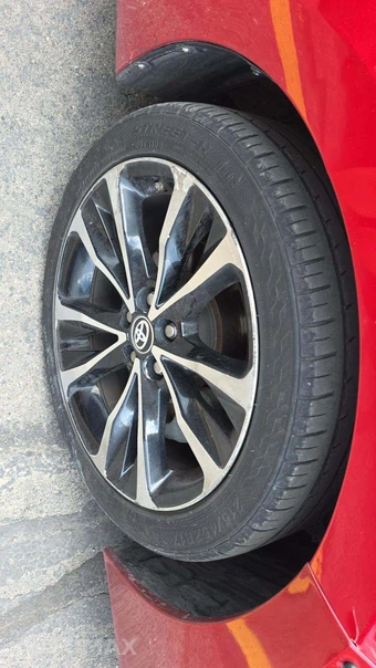 2019 Toyota Corolla SE Sedan – miniatura 32