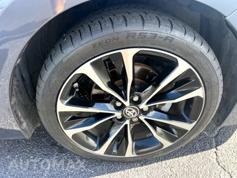 2019 Toyota Corolla SE Sedan - miniatura 17