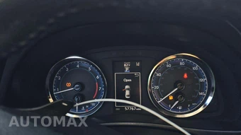 2019 Toyota Corolla SE Sedan - miniatura 20