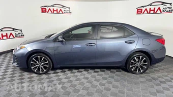 2019 Toyota Corolla SE Sedan - miniatura 3