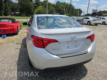 2019 Toyota Corolla XSE Sedan - miniatura 2