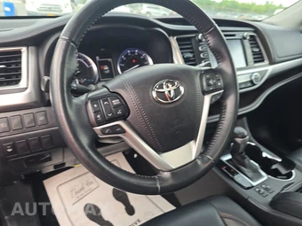 2019 Toyota Highlander Hybrid XLE - miniatura 10
