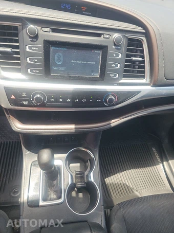 2019 Toyota Highlander LE – miniatura 17