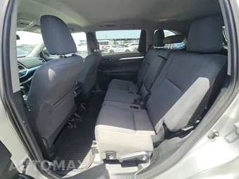 2019 Toyota Highlander LE – miniatura 19