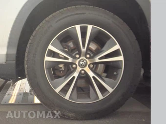 2019 Toyota Highlander LE – miniatura 9