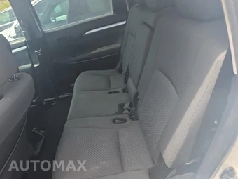 2019 Toyota Highlander LE – miniatura 16
