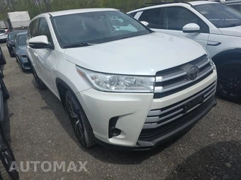 2019 Toyota Highlander LE – miniatura 3