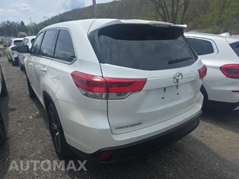 2019 Toyota Highlander LE – miniatura 6