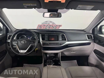2019 Toyota Highlander LE - miniatura 11