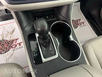 2019 Toyota Highlander LE - miniatura 20